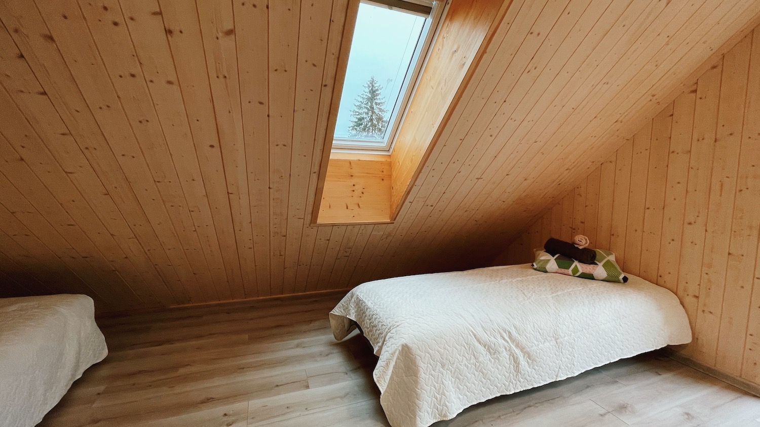 Best Estonian holidayhouses in Estonia with a sauna and hot tub, Pihlaka hunting cabin, Eesti Paigad