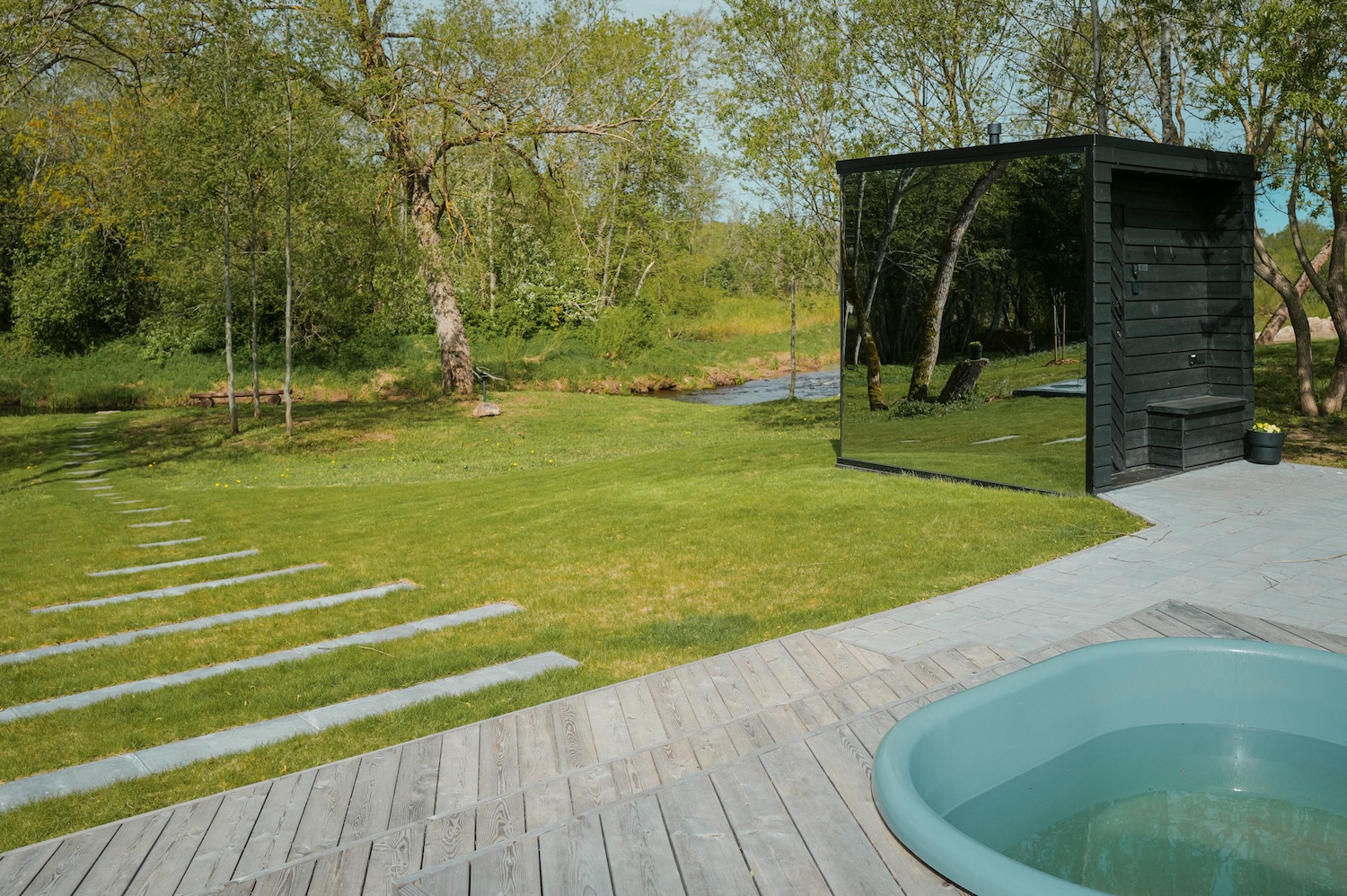 Watermill Resort parimad puhkemajad jõe ääres Valgamaal, parimad puhkemajad Eestis